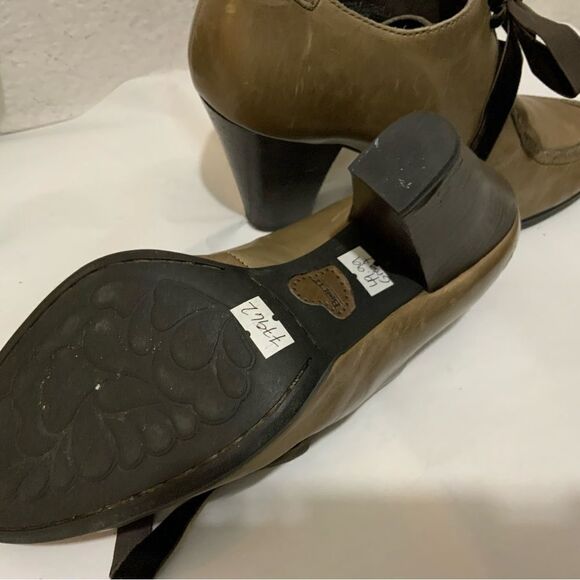 Born Women's Banbury Fringe Moc Boots Size 9 Natural Tan Nubuck Heeled W02016 - Picture 8 of 14